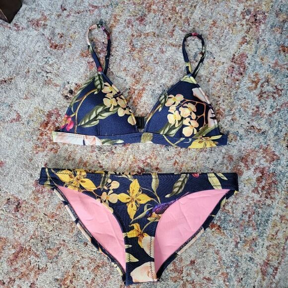 Triangl Tropical Bikini Set S - Picture 1 of 7
